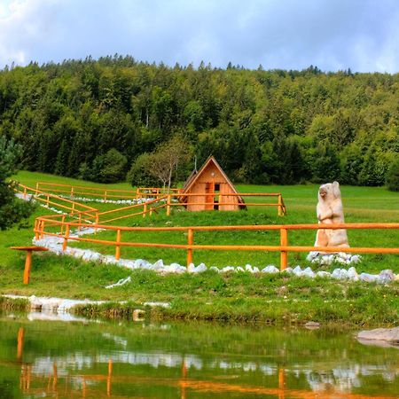 Glamping Vrhovc Hotell Zelezniki Eksteriør bilde