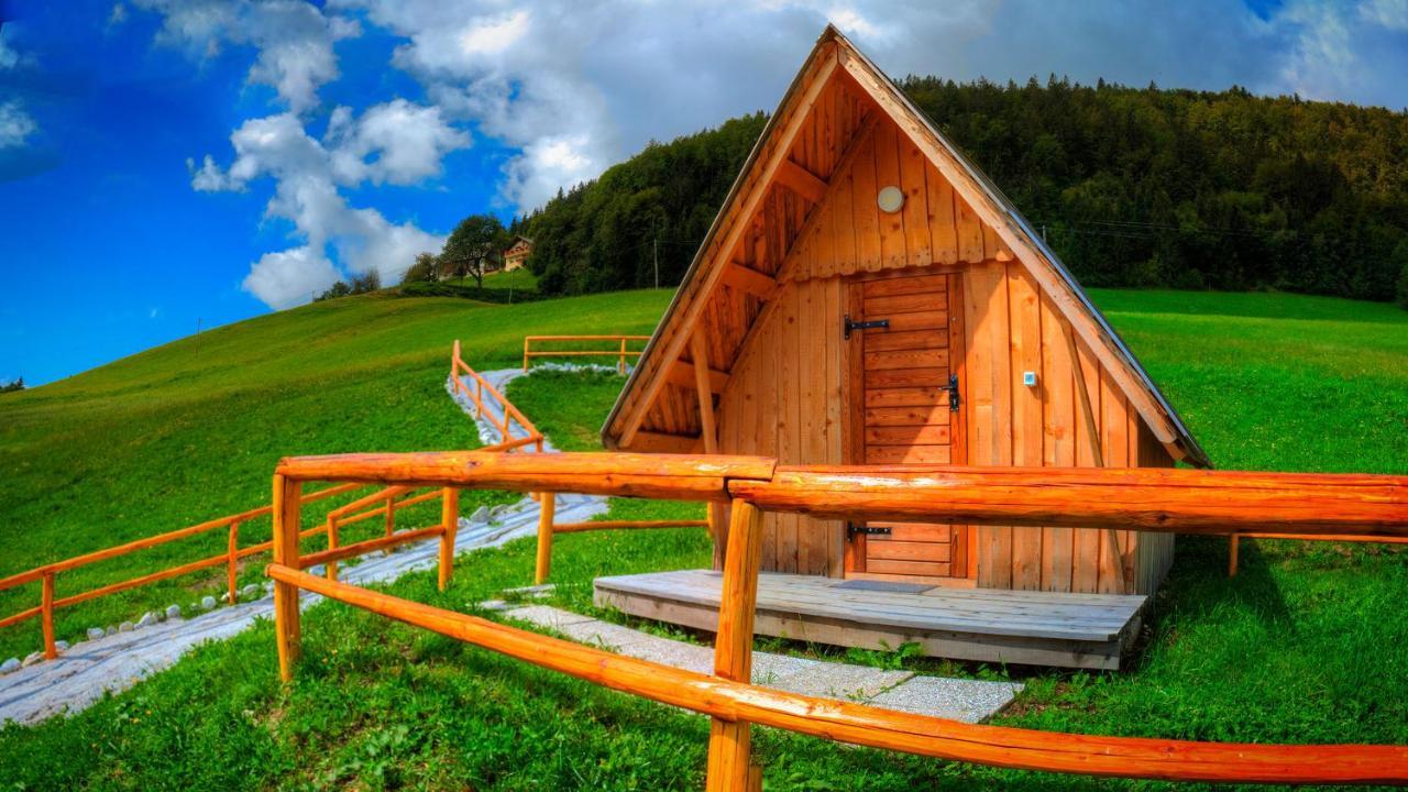 Glamping Vrhovc Hotell Zelezniki Eksteriør bilde